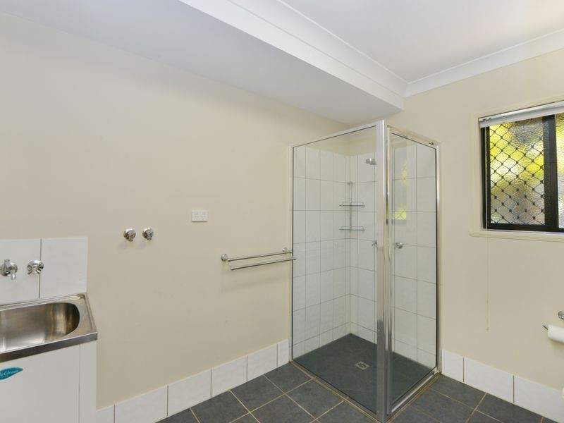 2/7 Tenni Street, Redlynch QLD 4870