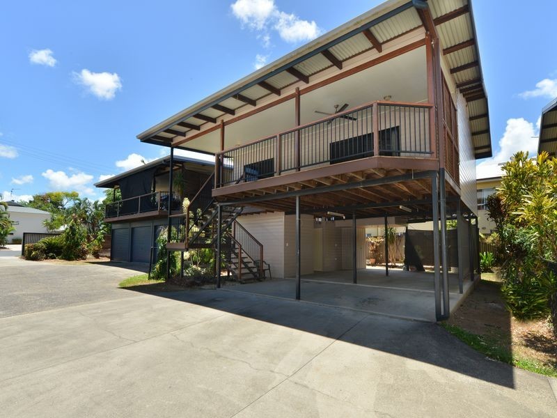 2/7 Tenni Street, Redlynch QLD 4870