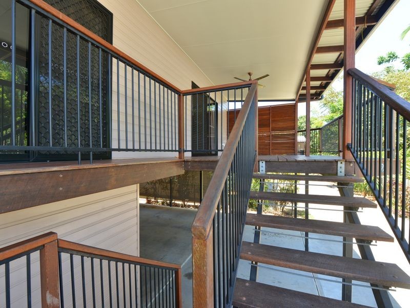 2/7 Tenni Street, Redlynch QLD 4870