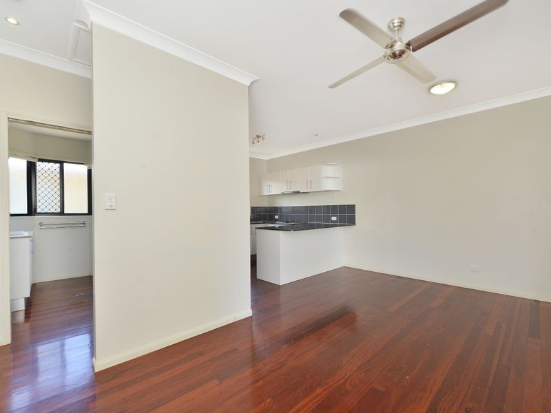 2/7 Tenni Street, Redlynch QLD 4870