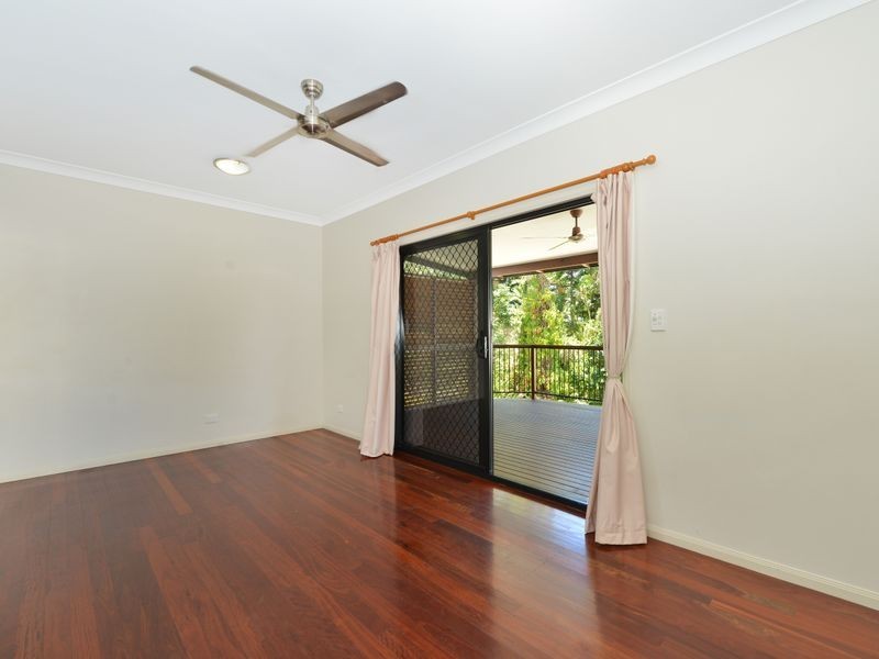 2/7 Tenni Street, Redlynch QLD 4870