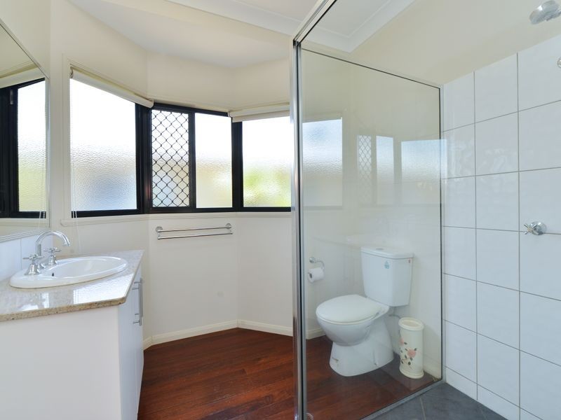 2/7 Tenni Street, Redlynch QLD 4870