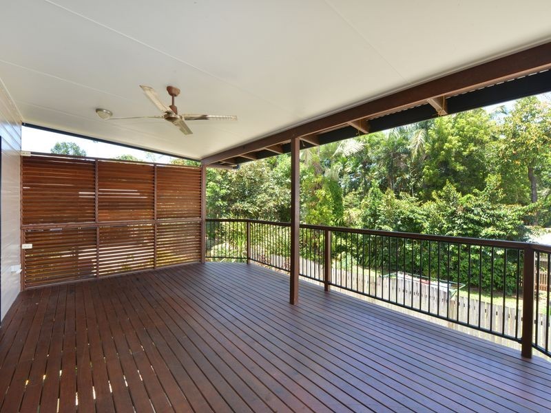 2/7 Tenni Street, Redlynch QLD 4870