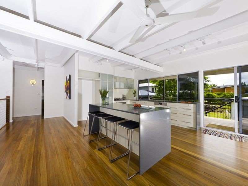 366 Pease Street, Edge Hill QLD 4870