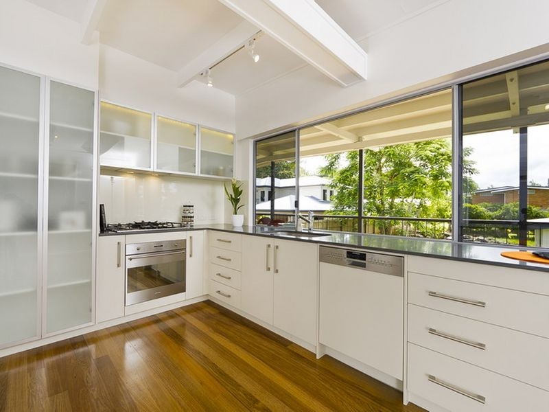 366 Pease Street, Edge Hill QLD 4870