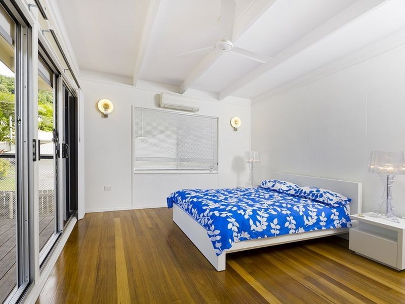 366 Pease Street, Edge Hill QLD 4870