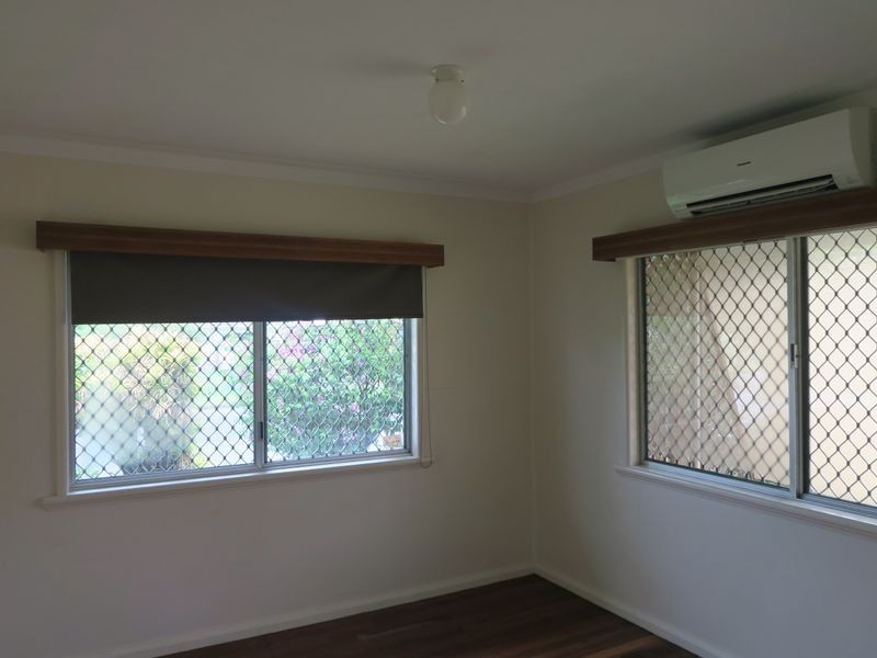 4 Dann Street, Mooroobool QLD 4870