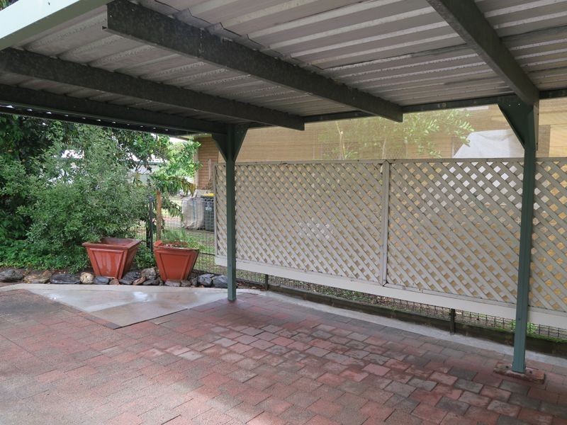 4 Dann Street, Mooroobool QLD 4870