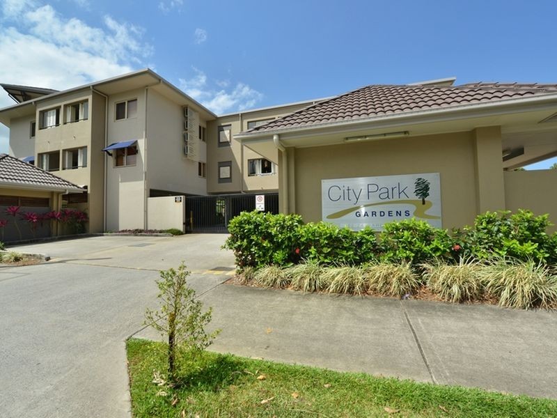 126/22 Ward Street, Mooroobool QLD 4870