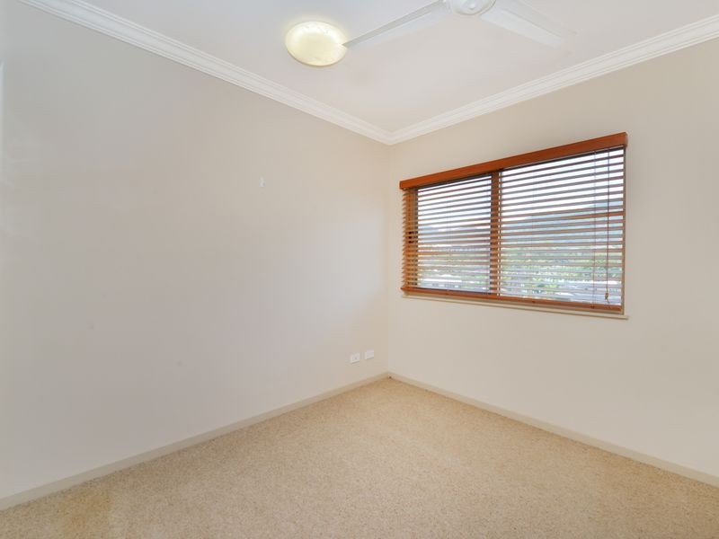 126/22 Ward Street, Mooroobool QLD 4870
