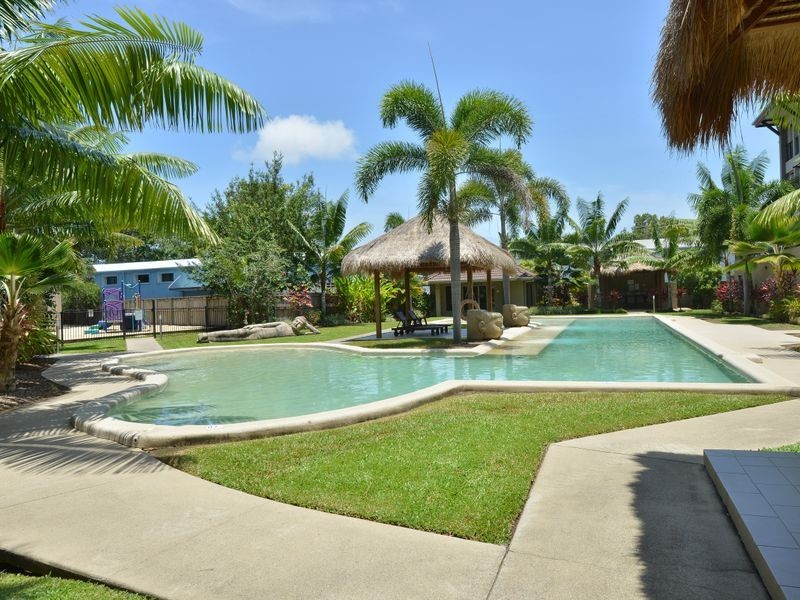 126/22 Ward Street, Mooroobool QLD 4870