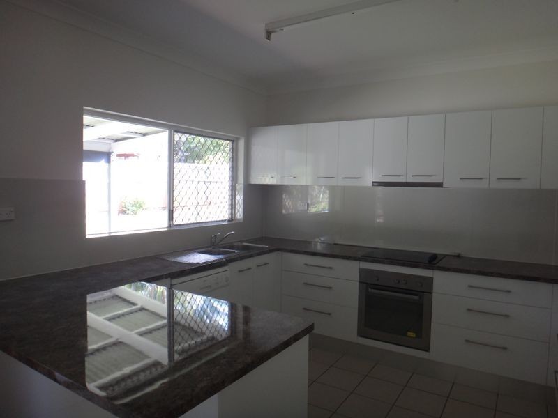 23 Cyperus Street, Redlynch QLD 4870