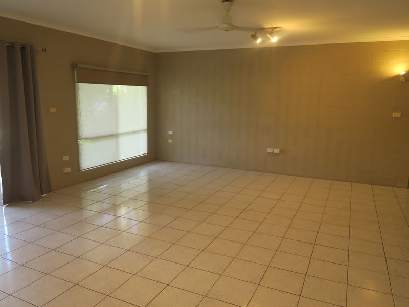 4 Butland Street, Brinsmead QLD 4870