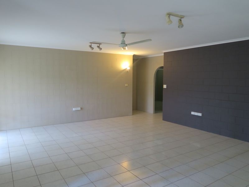 4 Butland Street, Brinsmead QLD 4870