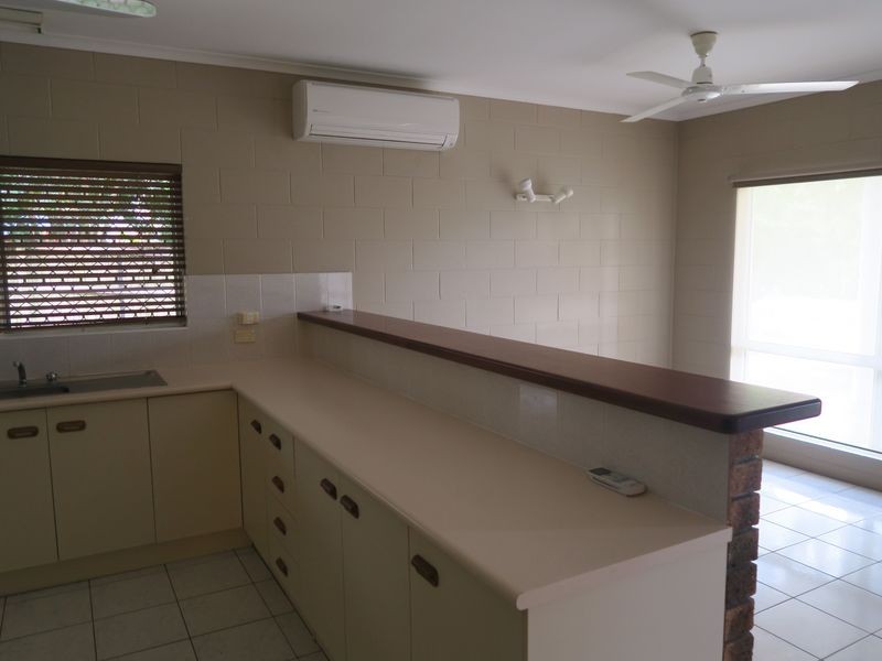 4 Butland Street, Brinsmead QLD 4870