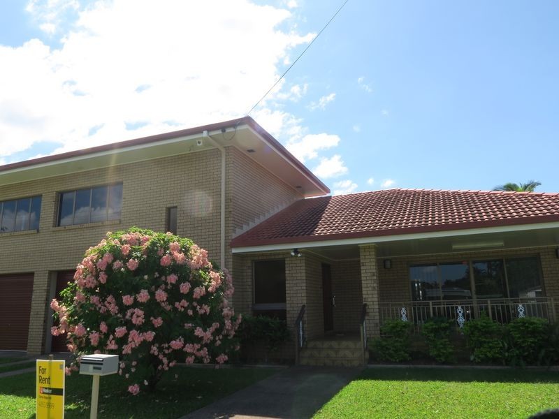 3 Alfio Close, Woree QLD 4868