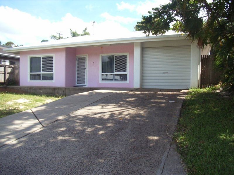 2 Goodfellow Court, Mooroobool QLD 4870