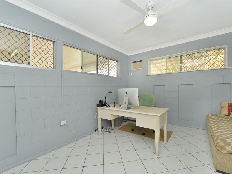 239 McManus Street, Whitfield QLD 4870