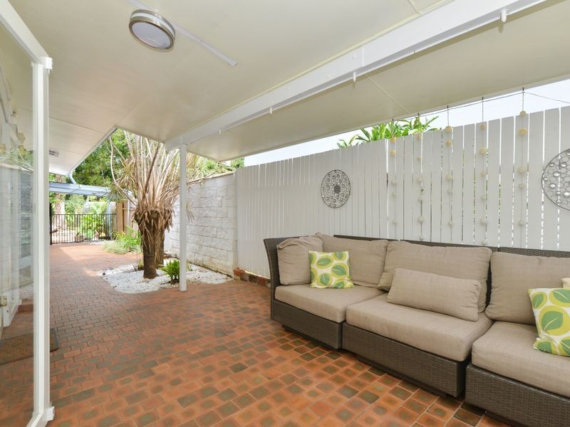 239 McManus Street, Whitfield QLD 4870