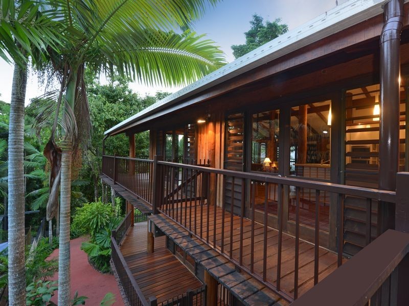 1 Stuart Street, Edge Hill QLD 4870