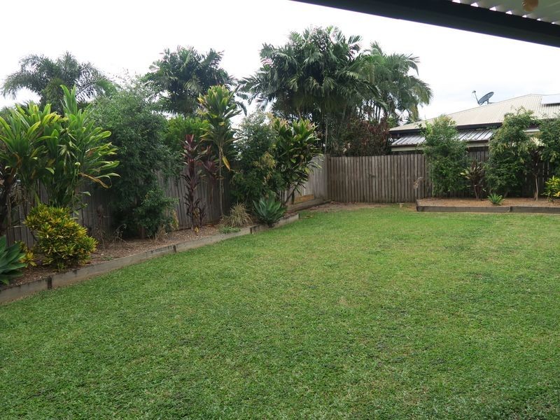 8 Cattelya Close, Edmonton QLD 4869