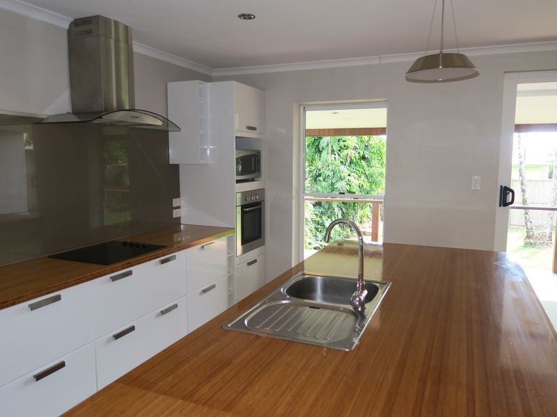 32 Willunga Street, Freshwater QLD 4870