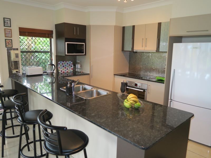 26 Greendale Close, Brinsmead QLD 4870