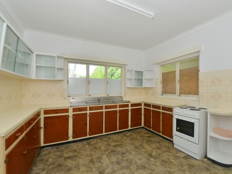 165 Hoare Street, Manunda QLD 4870