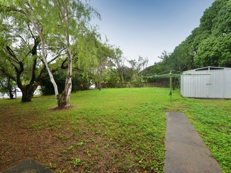 165 Hoare Street, Manunda QLD 4870