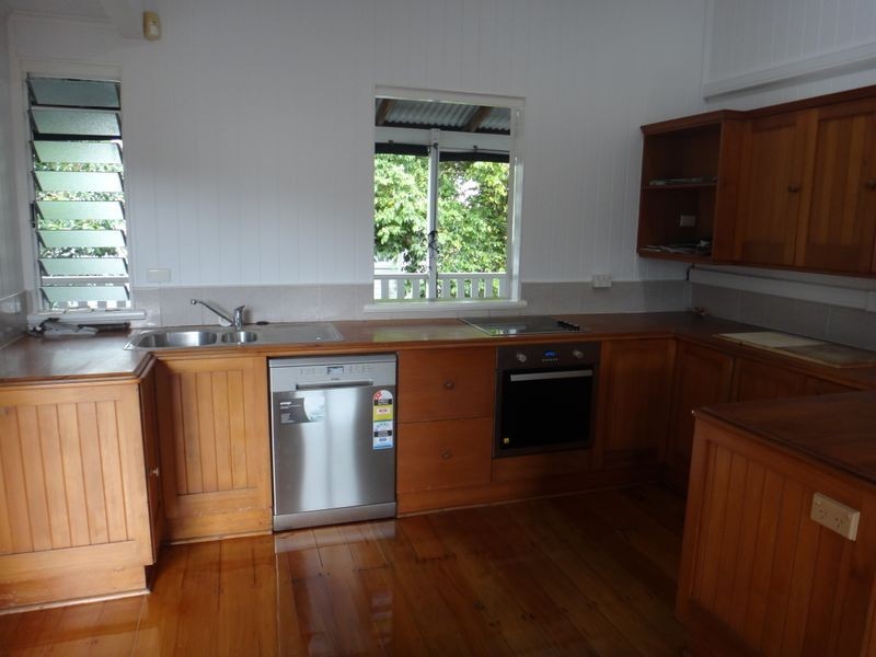 32A Hall Street, Edge Hill QLD 4870