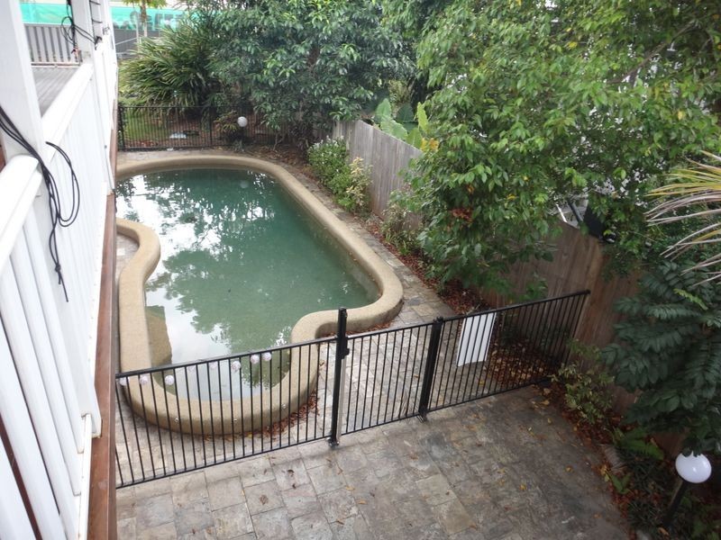 32A Hall Street, Edge Hill QLD 4870