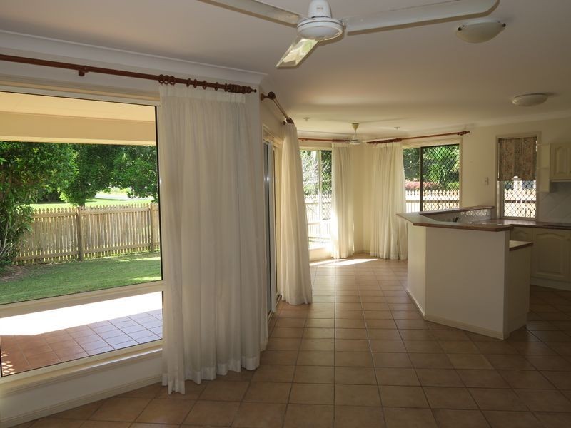 64 Banning Avenue, Brinsmead QLD 4870