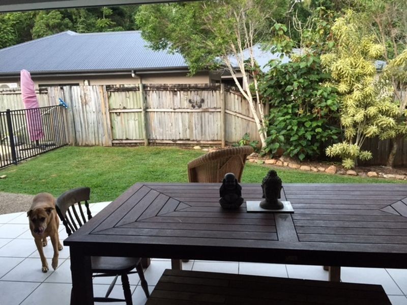 9 Stringer Close, Redlynch QLD 4870