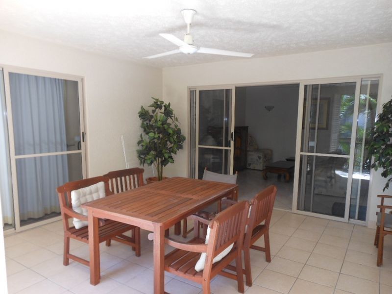 1312/2 Greenslopes Street, Cairns North QLD 4870