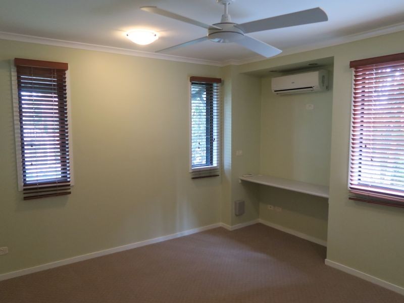 4 Stuart Street, Edge Hill QLD 4870