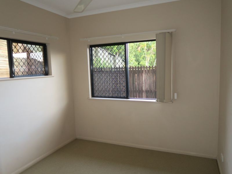 3 Chesterfield Close, Brinsmead QLD 4870
