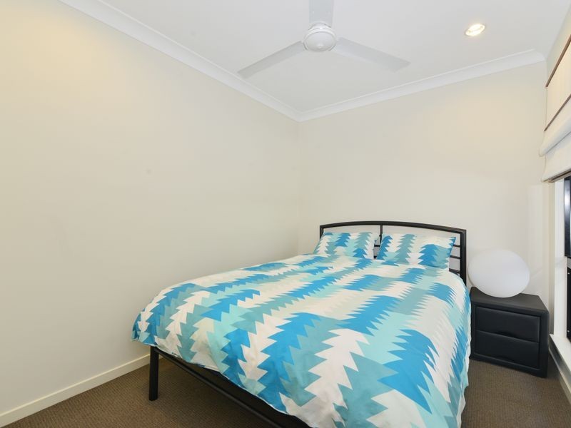 1/8 Michelia Street, Palm Cove QLD 4879