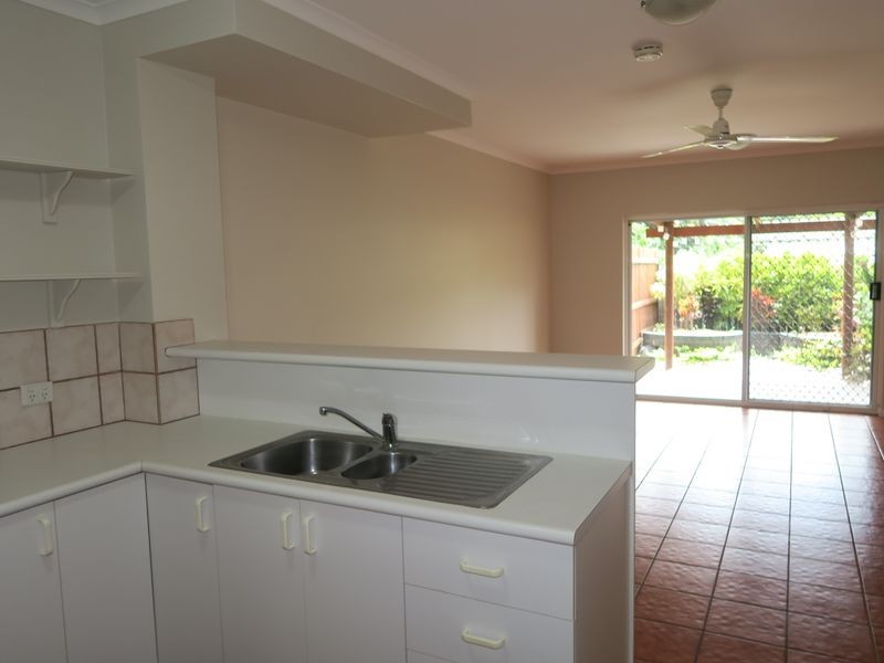 4/12 Legrande Street, Freshwater QLD 4870