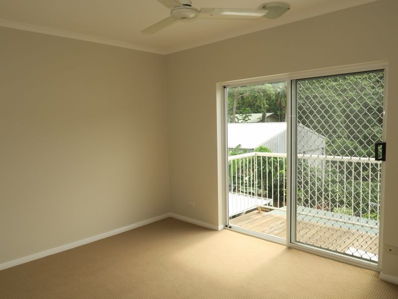 4/12 Legrande Street, Freshwater QLD 4870