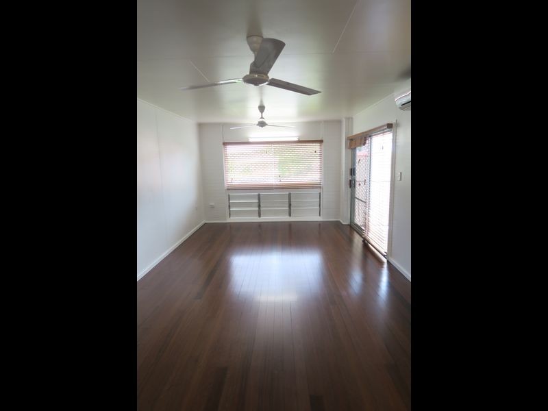 2/1 Richardson Street, Edge Hill QLD 4870