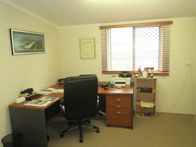 288 Buchan Street, Westcourt QLD 4870