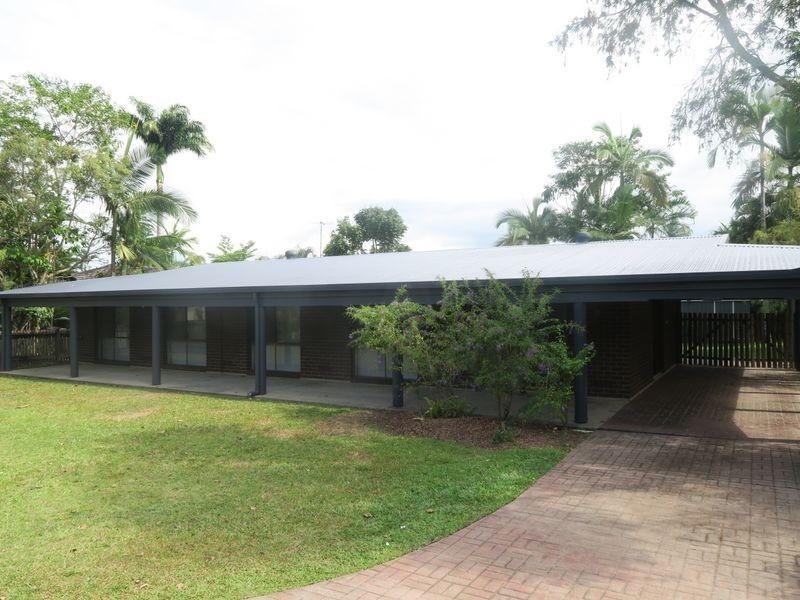 2 Lomond Close, Edge Hill QLD 4870