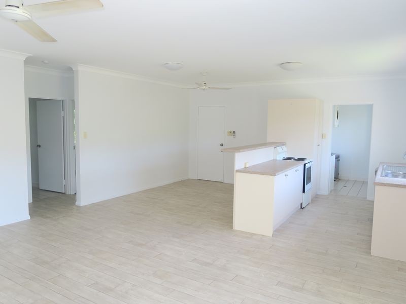 13/24 Springfield Crescent, Manoora QLD 4870