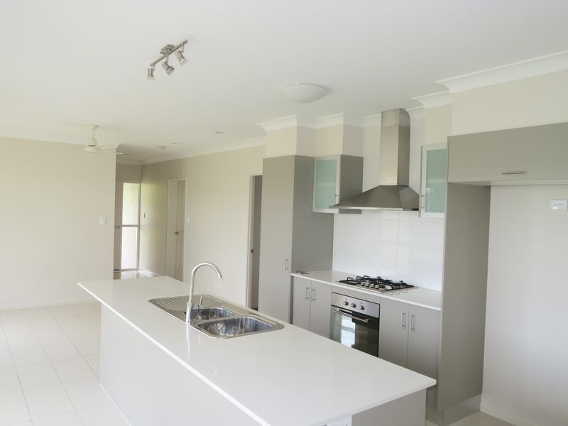 43 Landsborough Drive, Smithfield QLD 4878