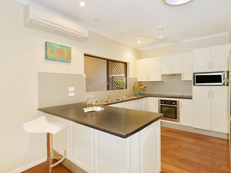 3 Iona Close, Edge Hill QLD 4870