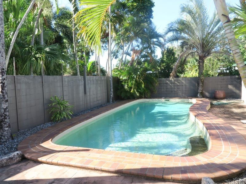 30 Derby Street, Yorkeys Knob QLD 4878
