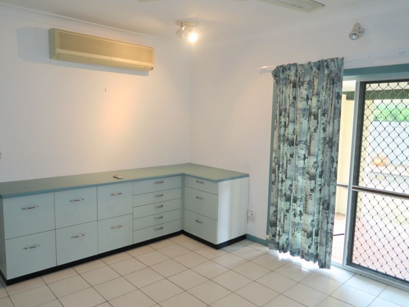 30 Derby Street, Yorkeys Knob QLD 4878