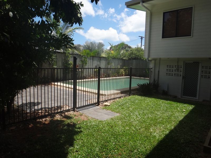 4 Compass Close, Edge Hill QLD 4870