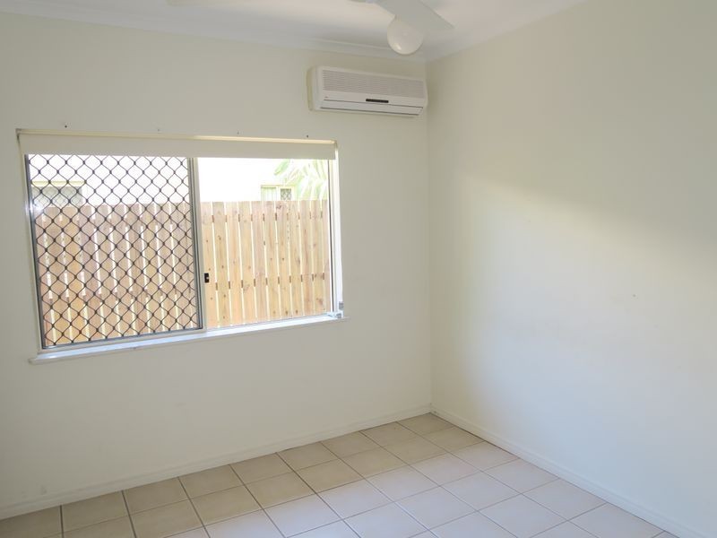 8 Scarlet Close, Mount Sheridan QLD 4868