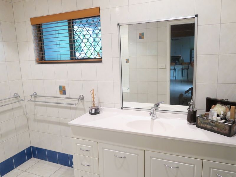 18 Lomond Close, Edge Hill QLD 4870
